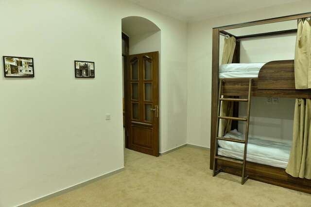 Хостелы Baku Home Hostel Баку-14